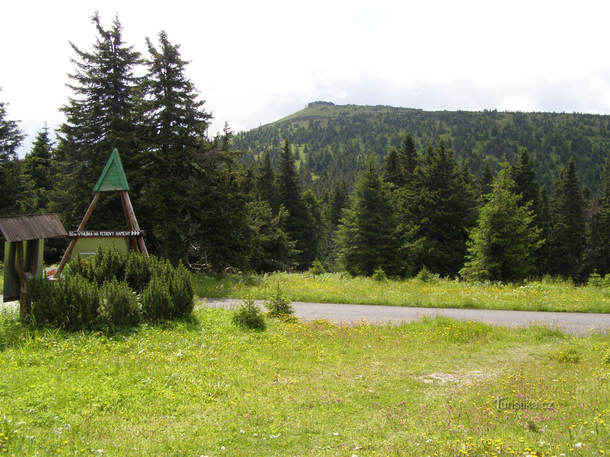 widok na kamienie Piotra