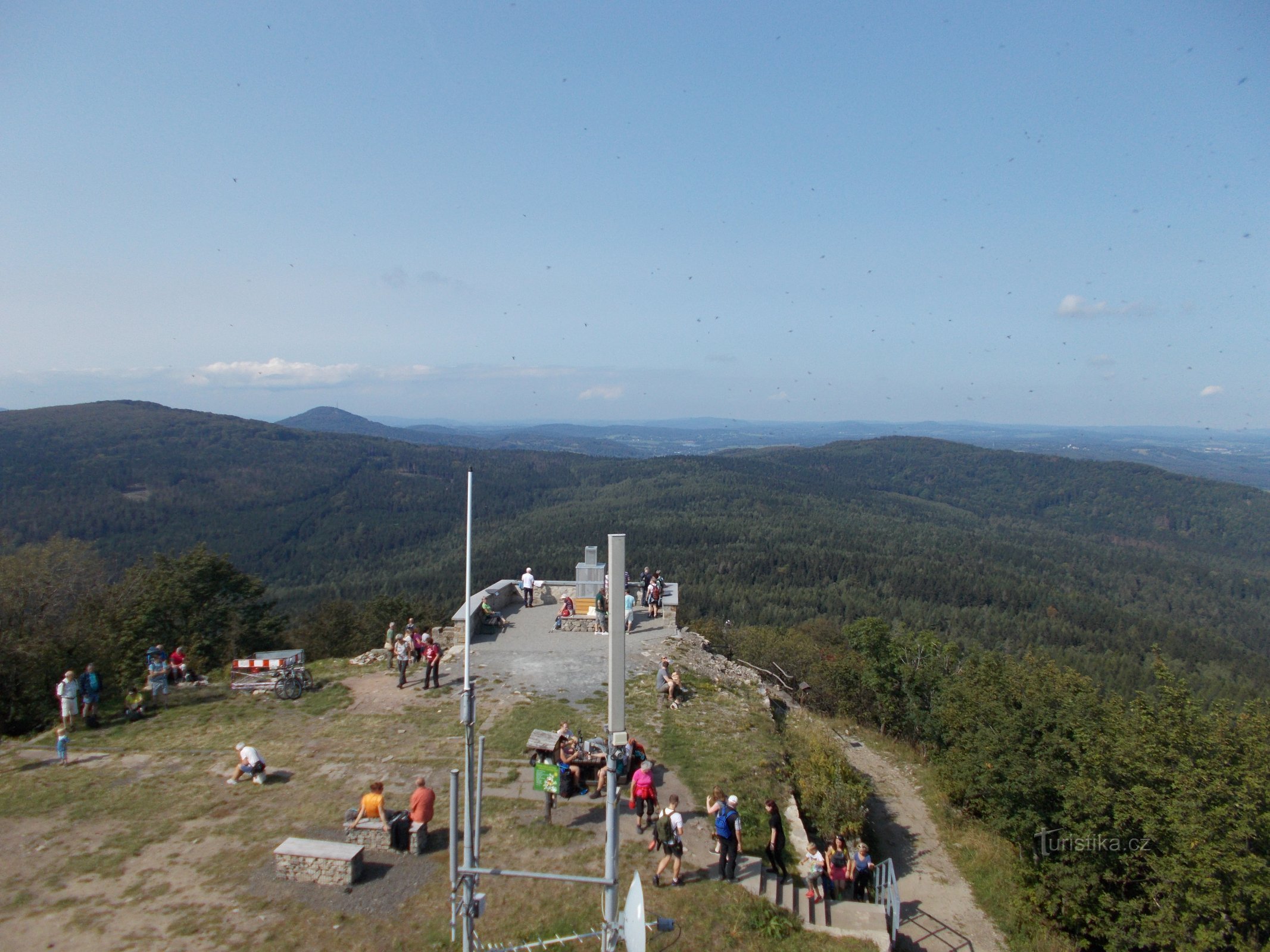 Mirador en la cima de Luž