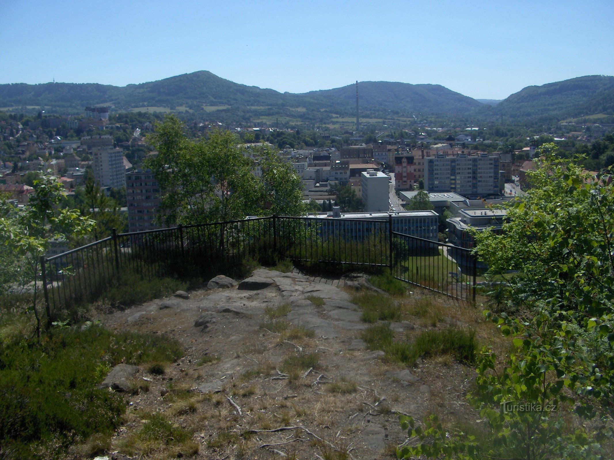 Mirante sobre a bandeira