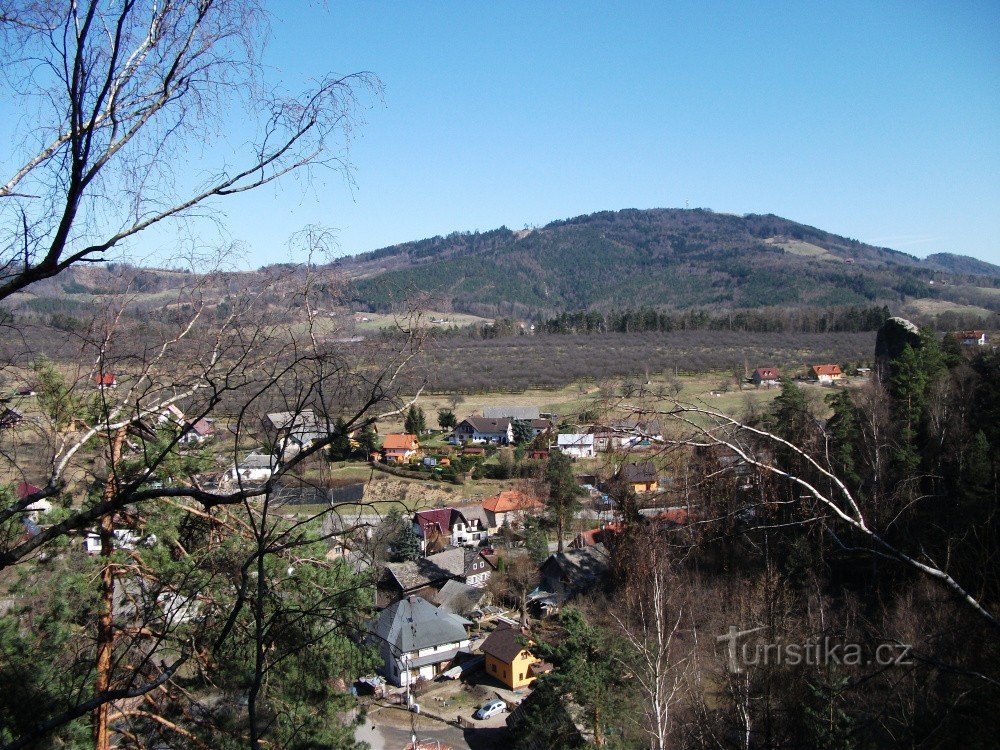 Uitzicht vanaf de rotsen van Klokočské