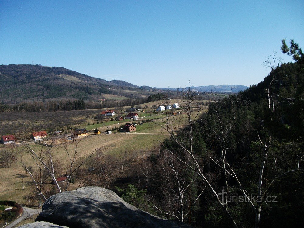 Uitzicht vanaf de rotsen van Klokočské