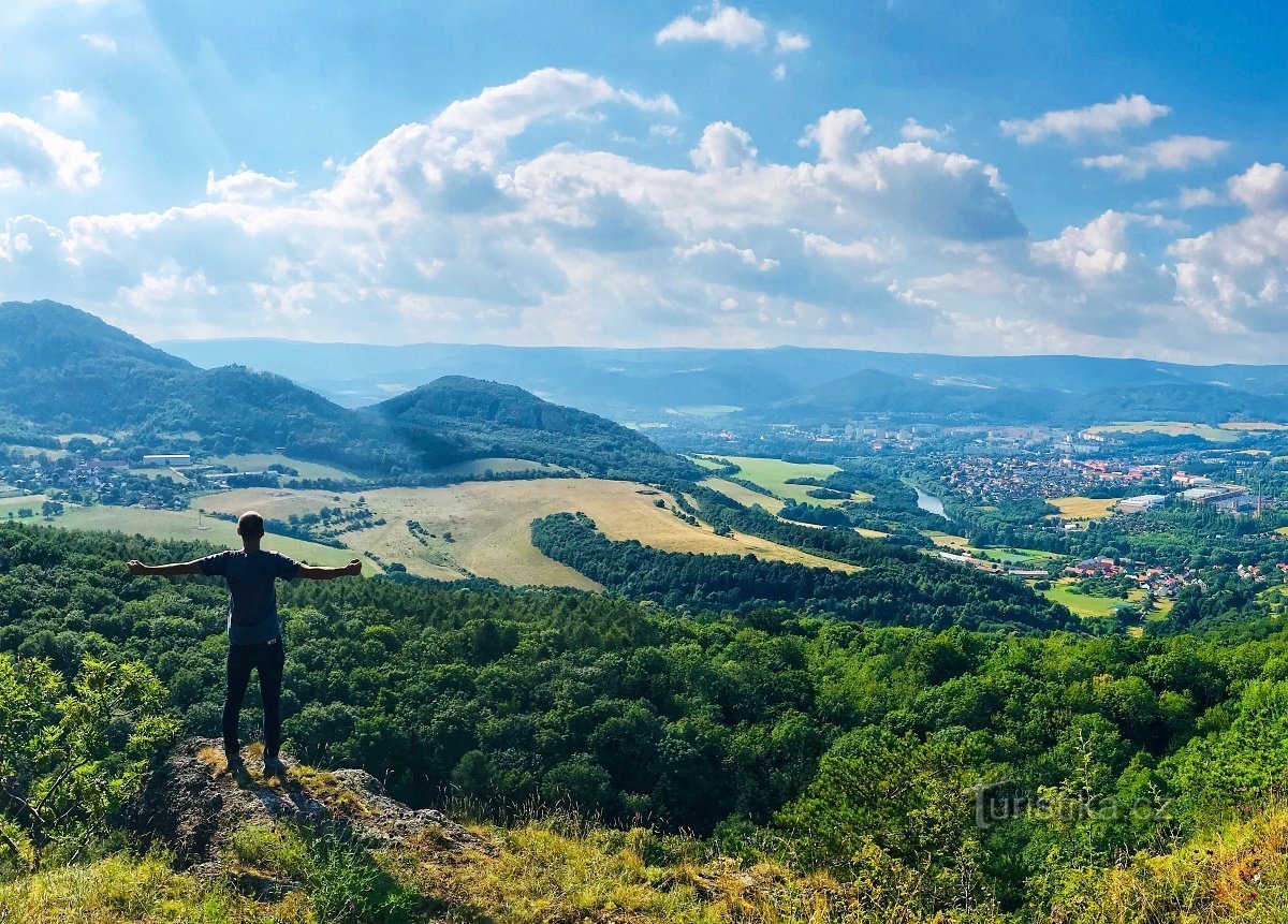 View from Rašovické skal – winning image of the 5th year of the competition in 2019, auto