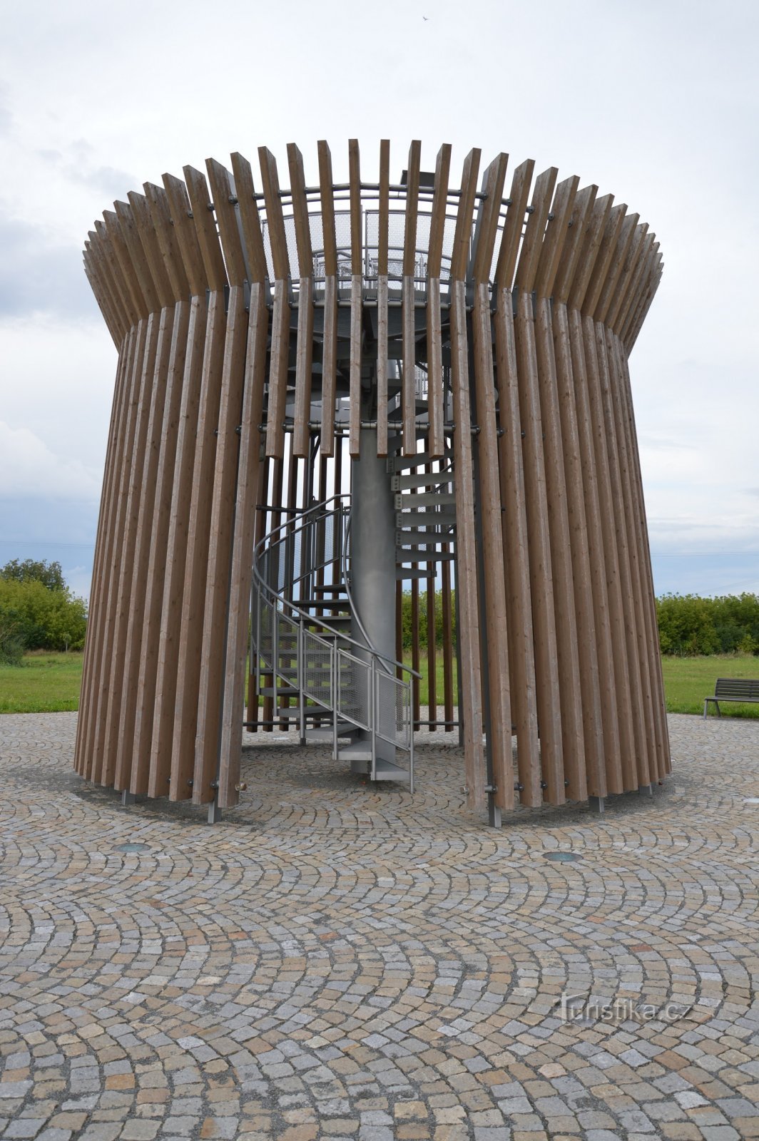 Uitkijktoren Lednická colonnade