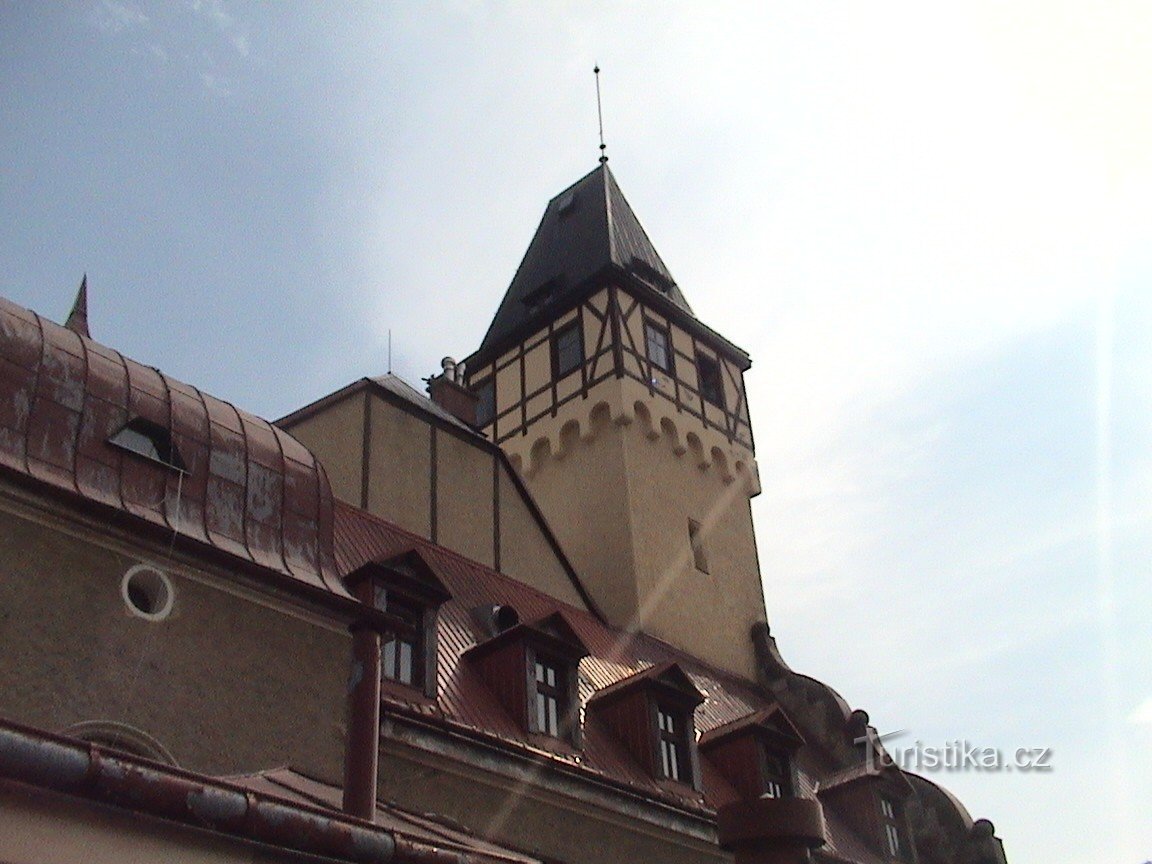 Uitkijktoren van Lidové sady in Liberec