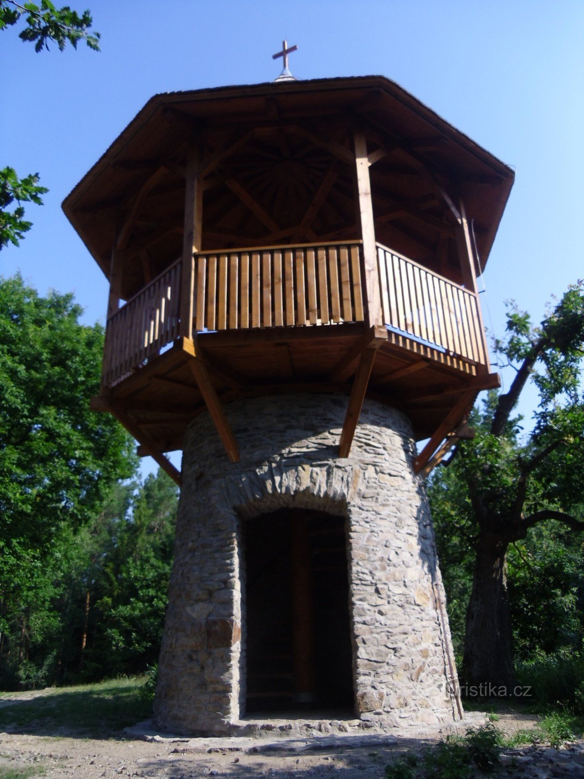 Uitkijktoren Na Chlumu Slatiňany