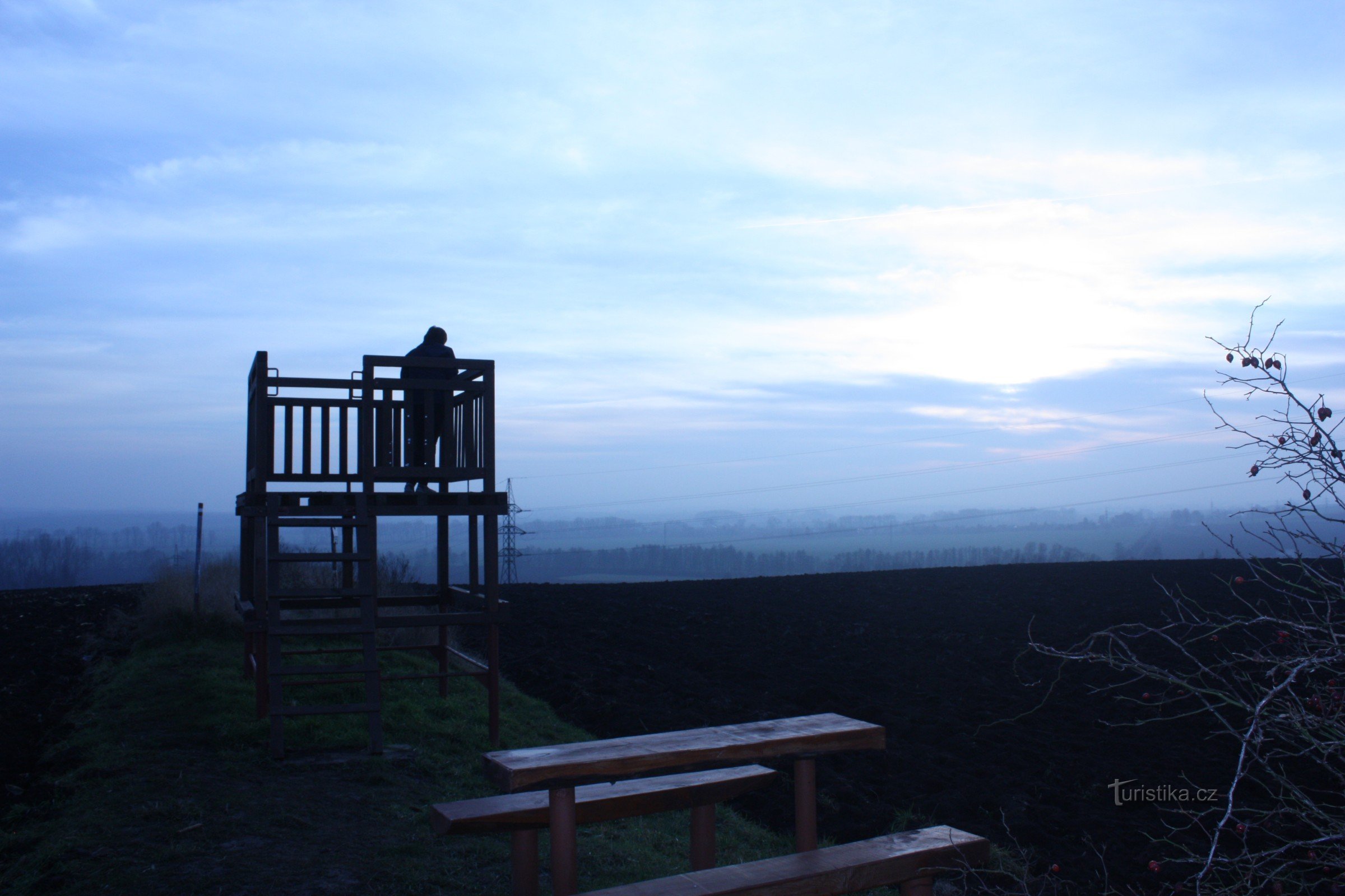 Mirador en la colina de Kozlov sobre el pueblo de Víceměřice