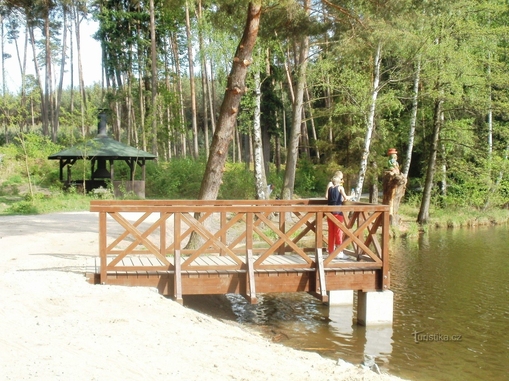 Aussichtspunkt am Teich Vorkommen