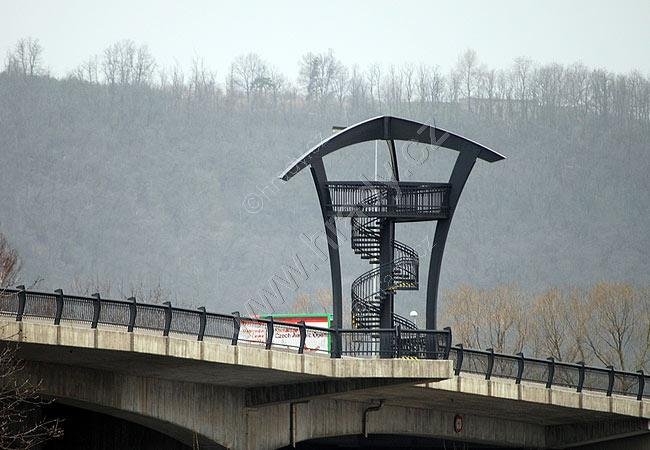 vyhlídkové věže Lahovického mostu