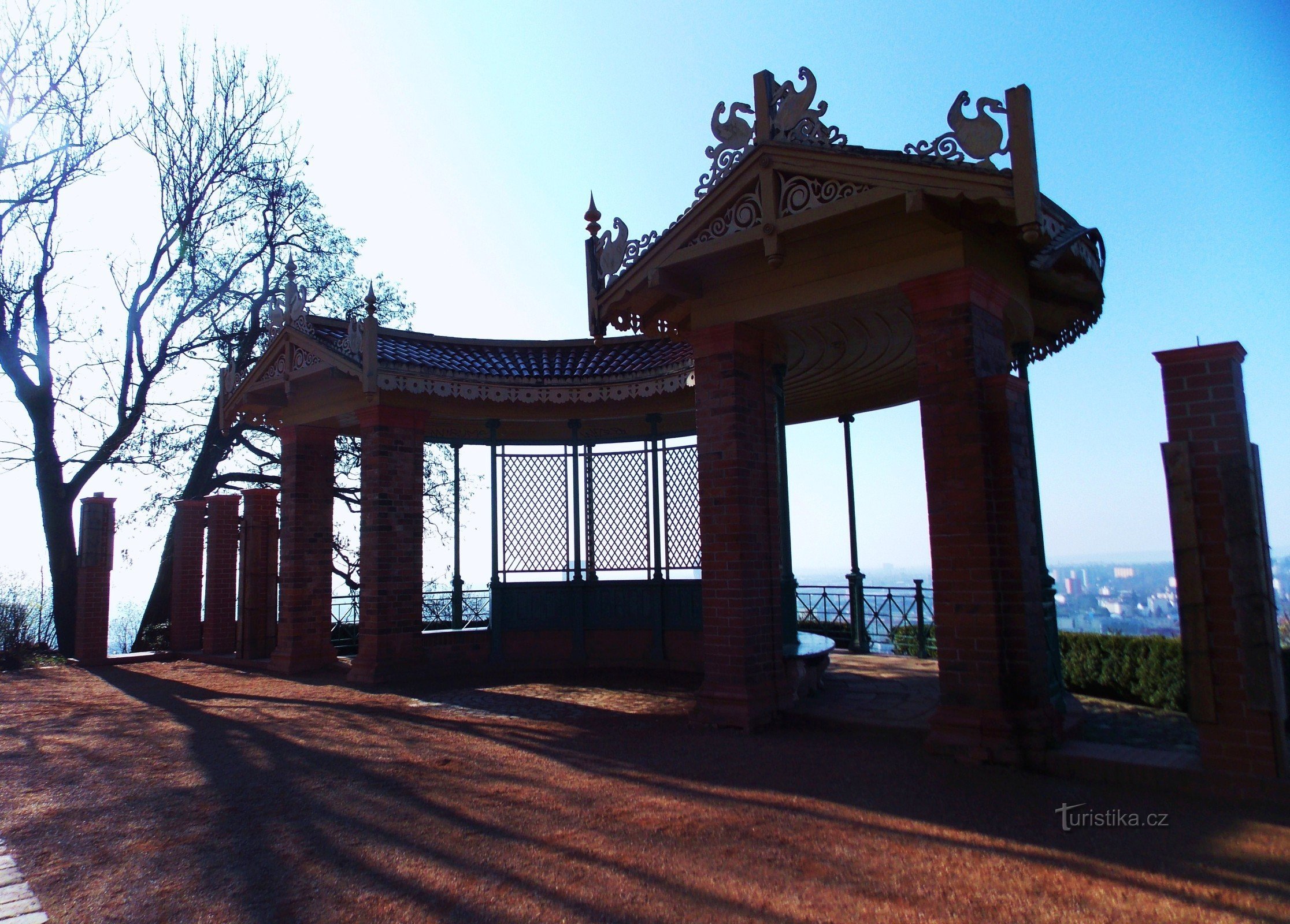 Gazebo no Castelo Špilberk em Brno