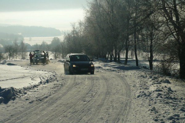 Poistu ajoneuvolla SKI DĚDKOV -rinteeseen