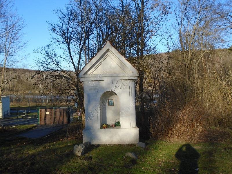 výklenková kaple sv. Jana Nepomuckého