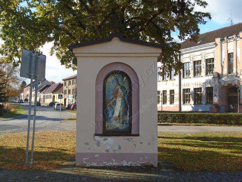 výklenková kaple sv. Jana Nepomuckého