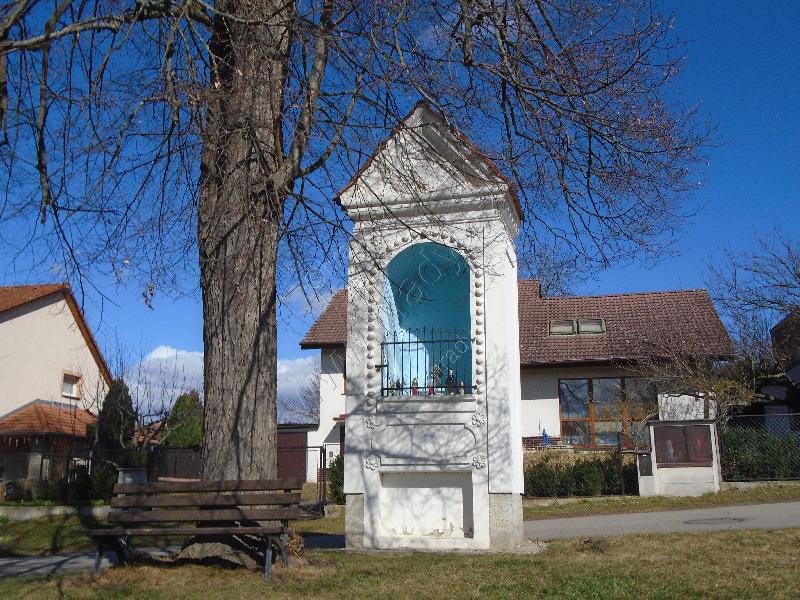 výklenková kaple sv. Jana Nepomuckého