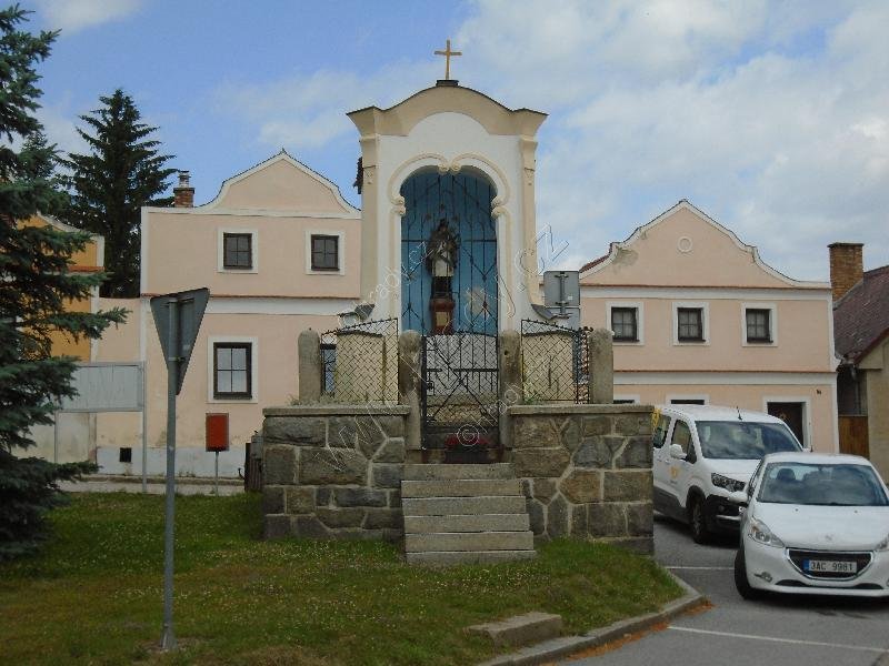 výklenková kaple sv. Jana Nepomuckého