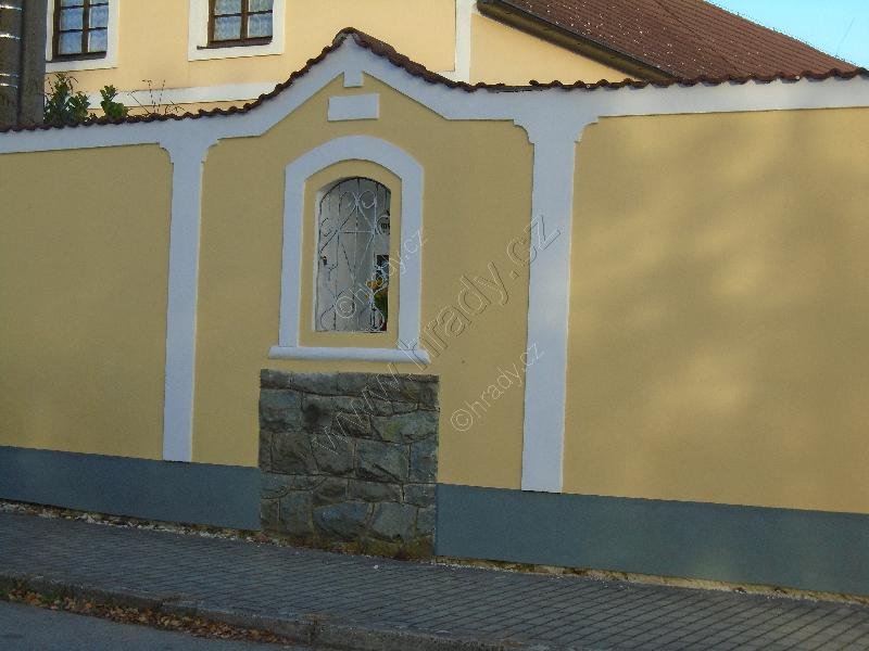 výklenková kaplička
