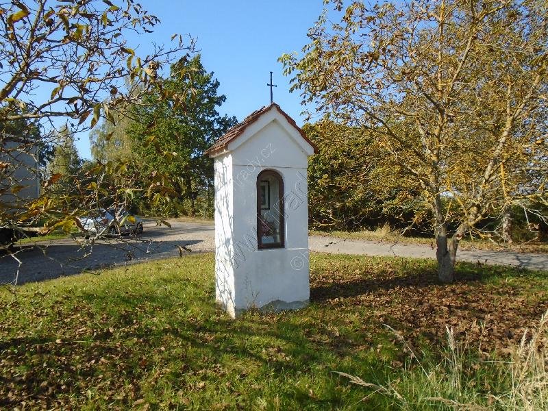 výklenková kaplička sv. Jana Nepomuckého