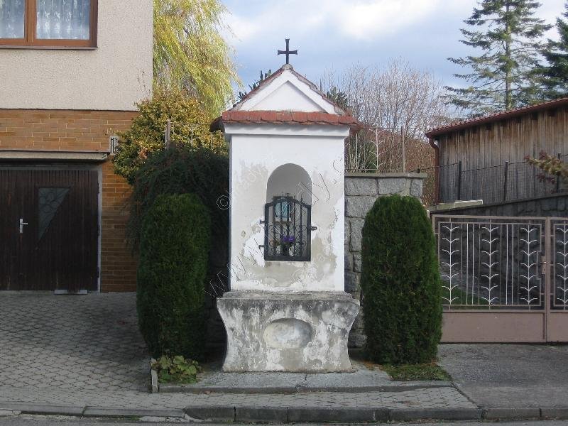 výklenková kaplička sv. Jana Nepomuckého