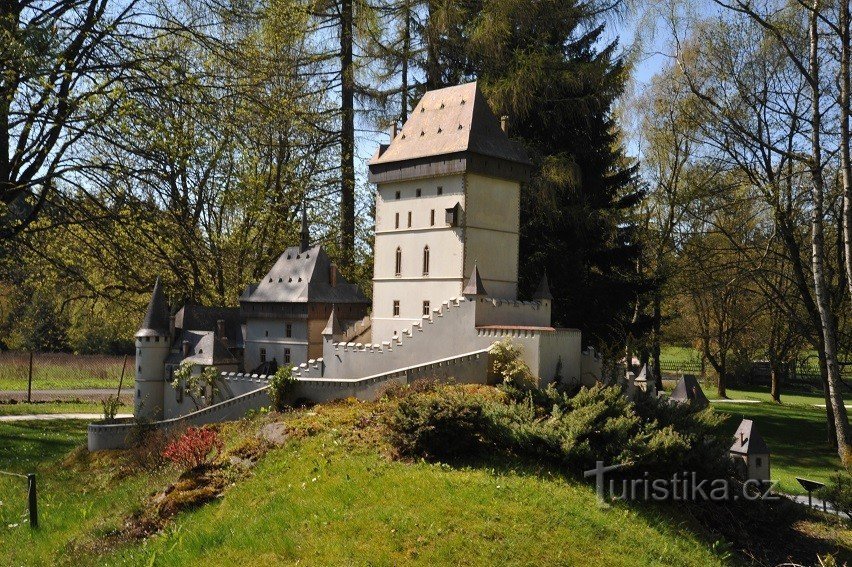 A trip to the world of miniatures in Boheminium Park