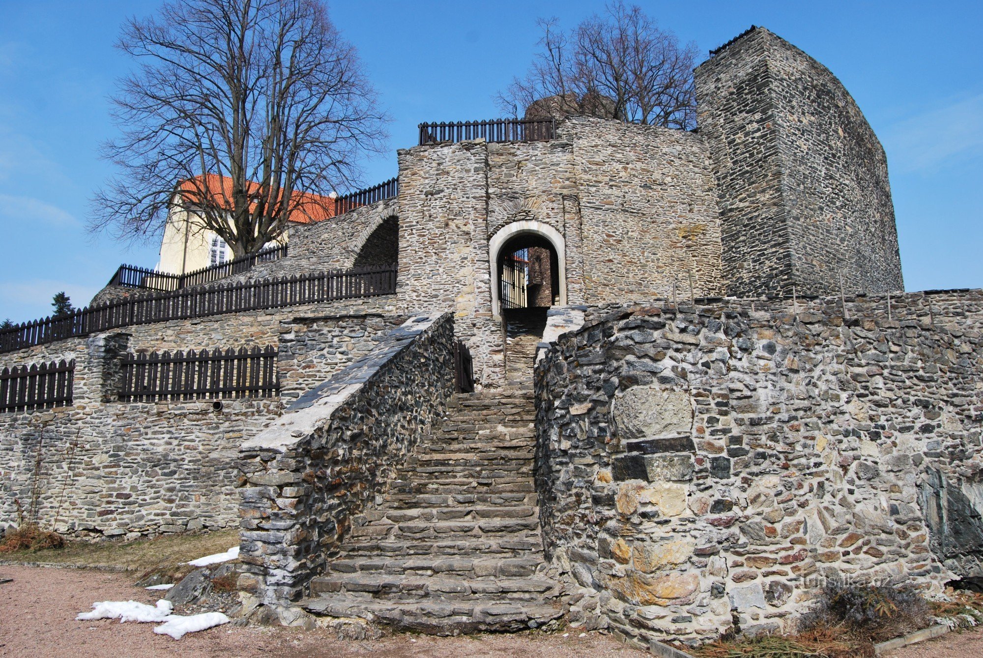 Excursão ao Castelo Svojanov