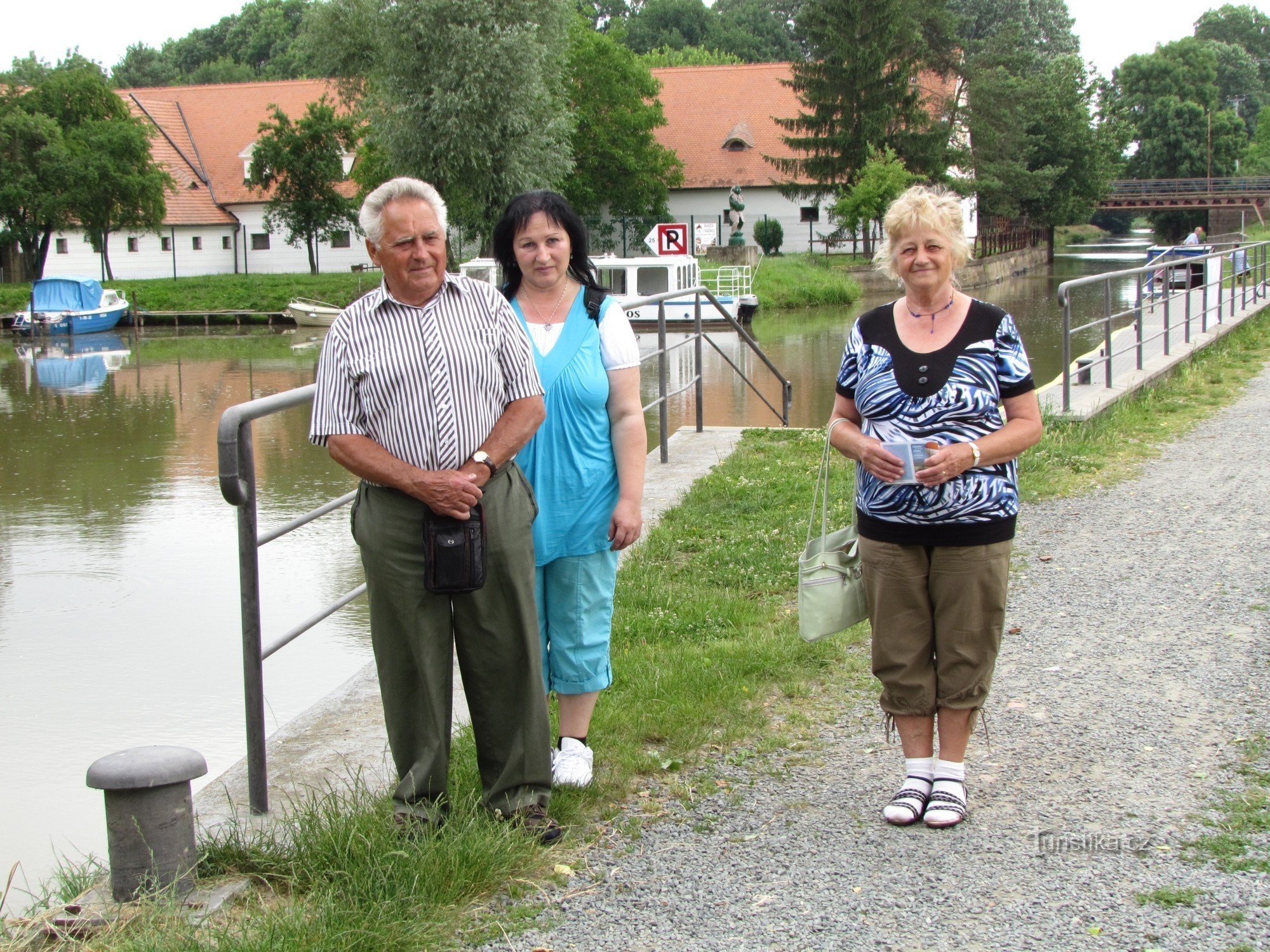 Tur til Moravian Slovakiet - frilandsmuseum i Strážnice og slot i Milotice