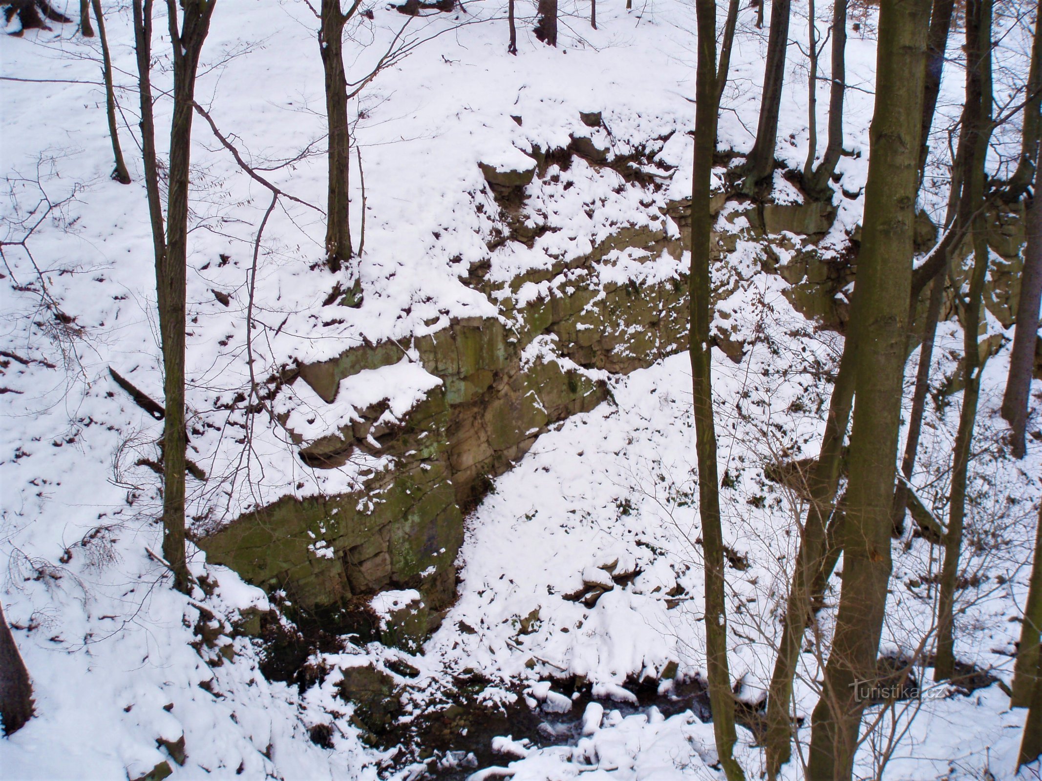 Pothole (Slatina nad Úpou, 18.2.2009/XNUMX/XNUMX)