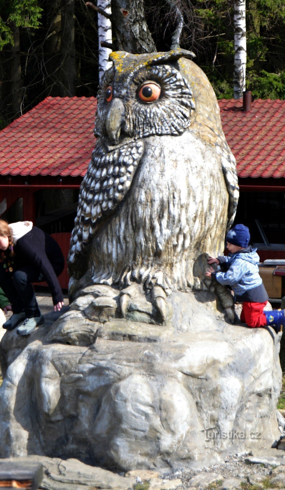 Výr - a sculpture by Michal Olšiak