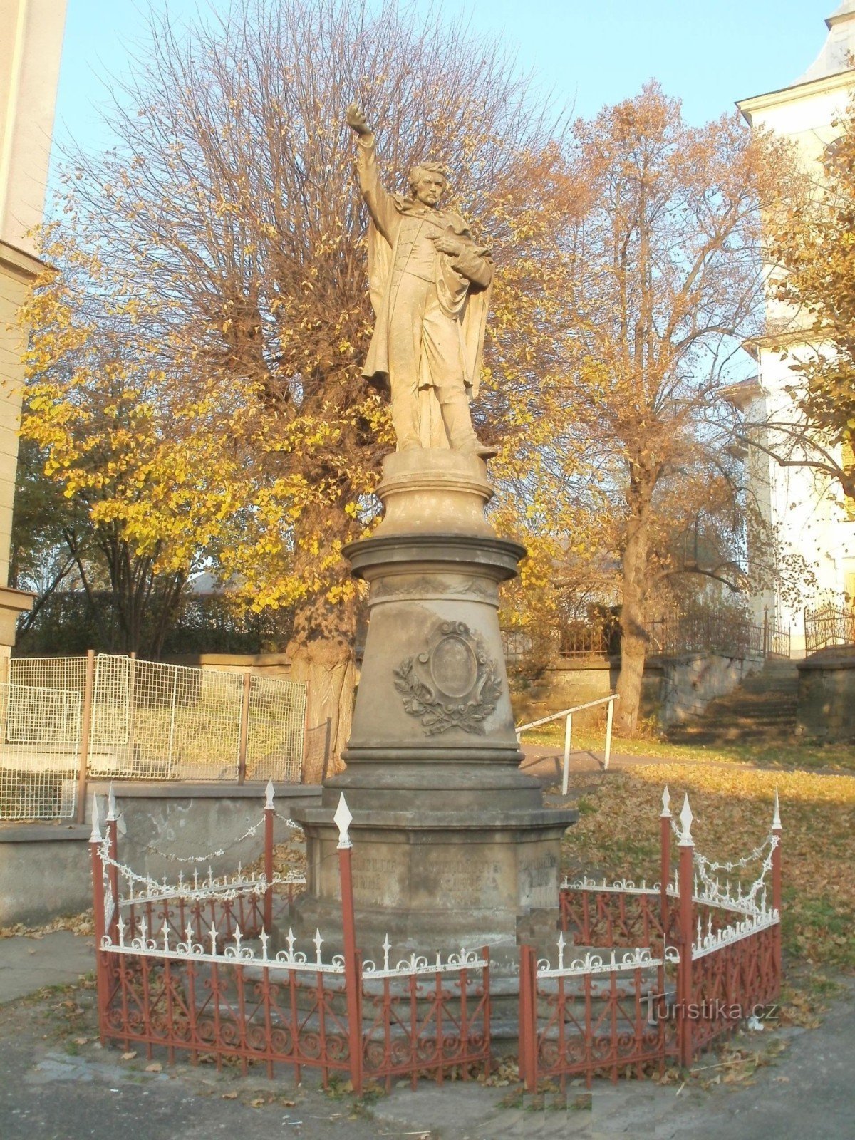 Высокое Весели - памятник Х. Х. Боровскому