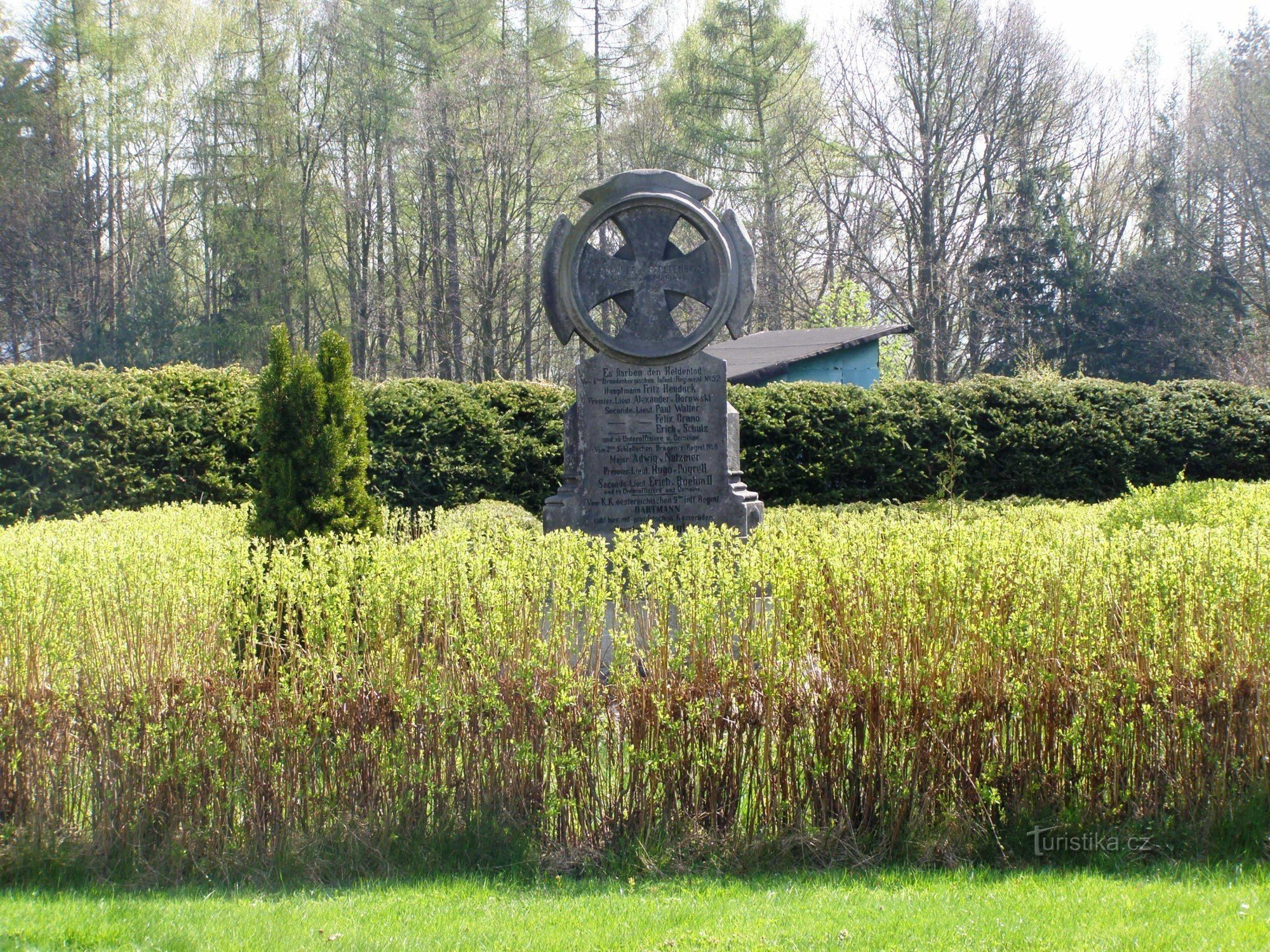 Cruz de Vysokov - Zeměbranecý