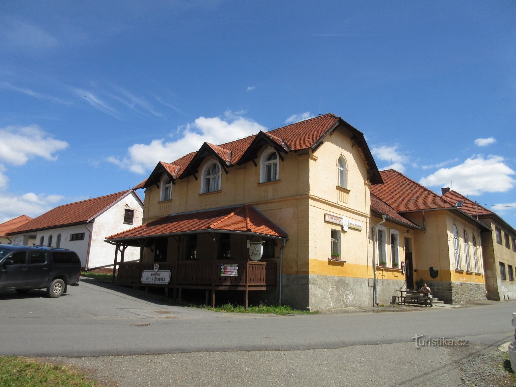 Vysoký Chlumec – by, slot, frilandsmuseum og bryggeri