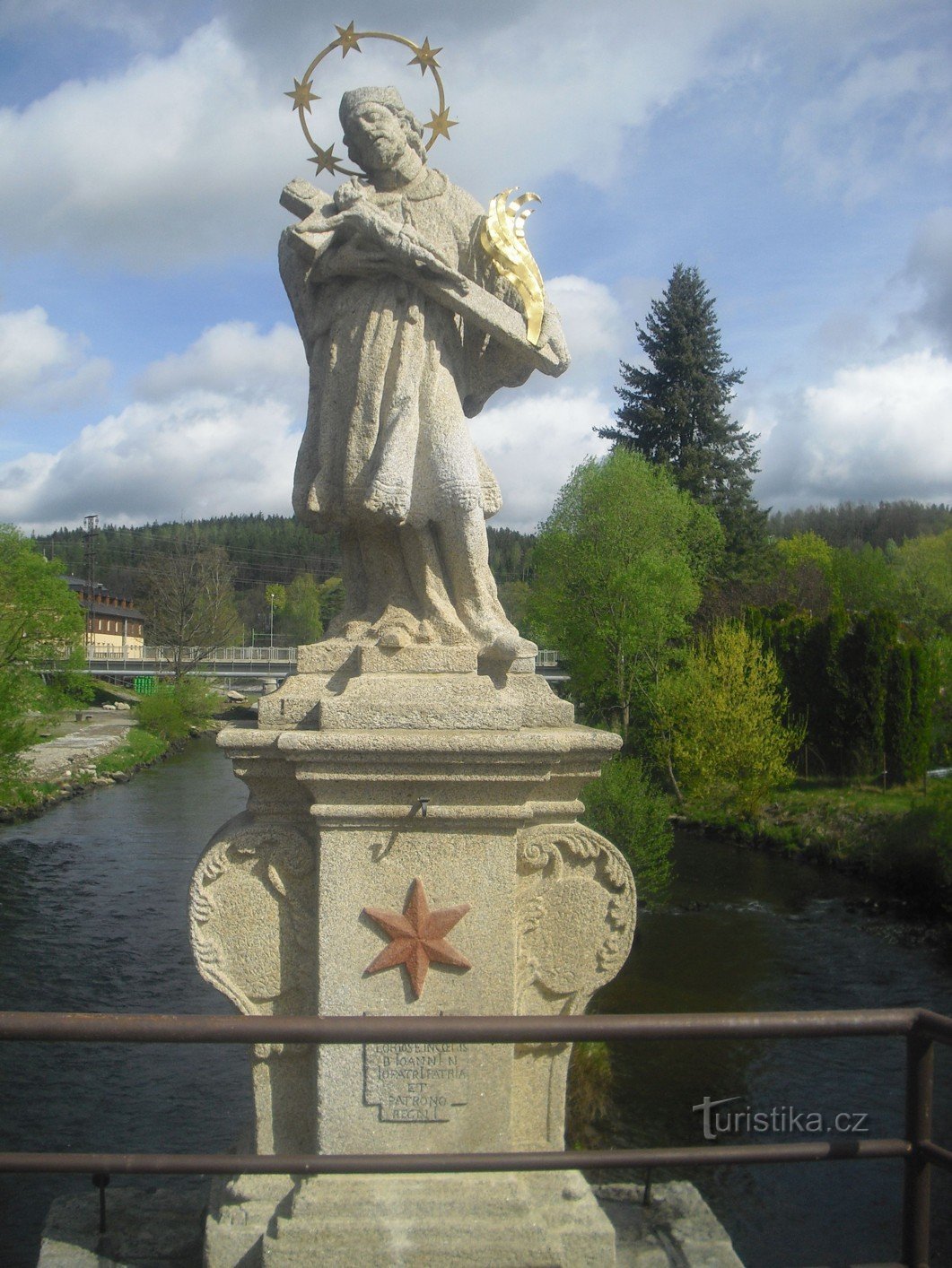 Vyšší Brod and Jan Nepomucký on the footbridge