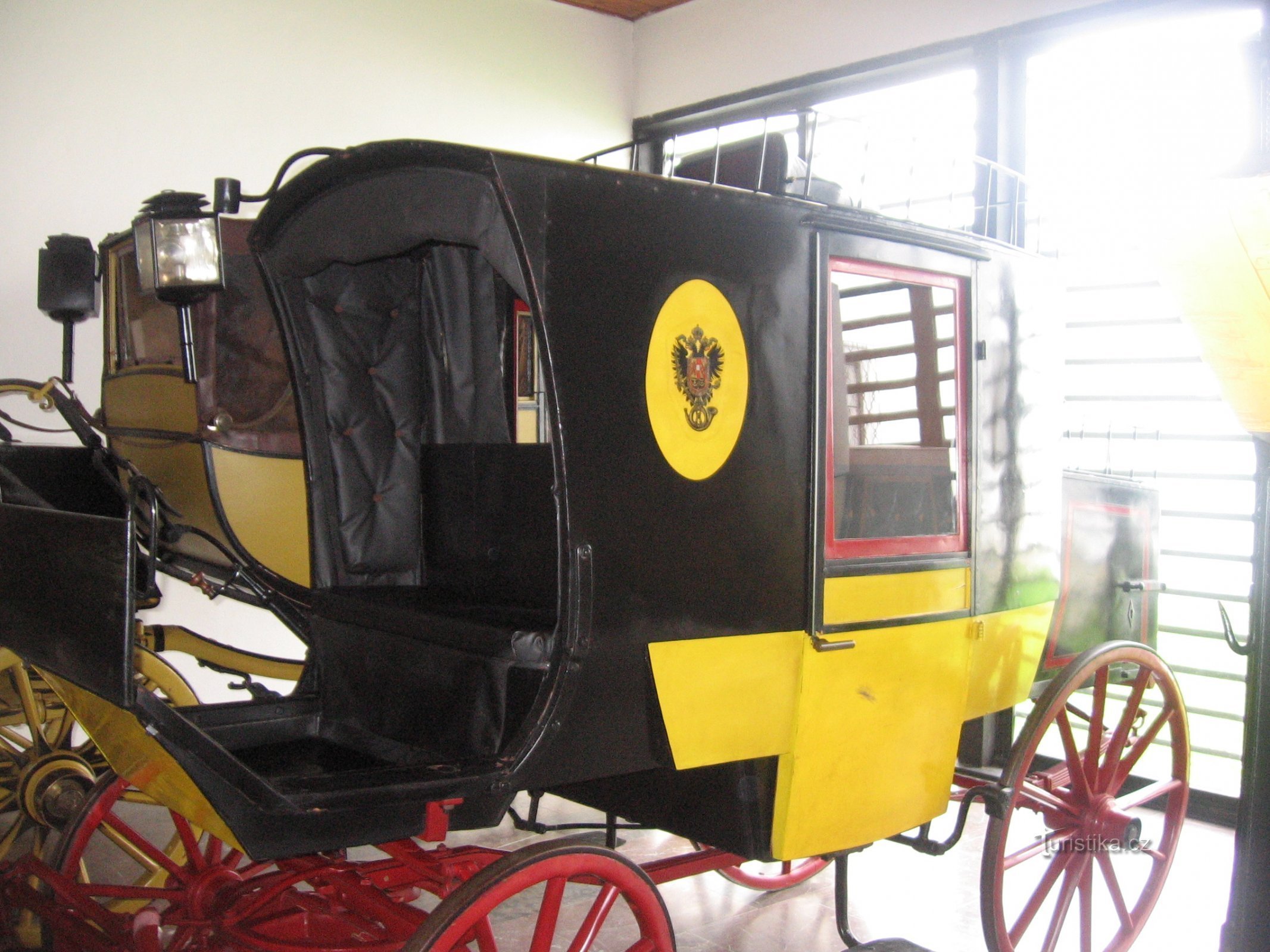 CAO HƠN BROD-POSTAL MUSEUM II