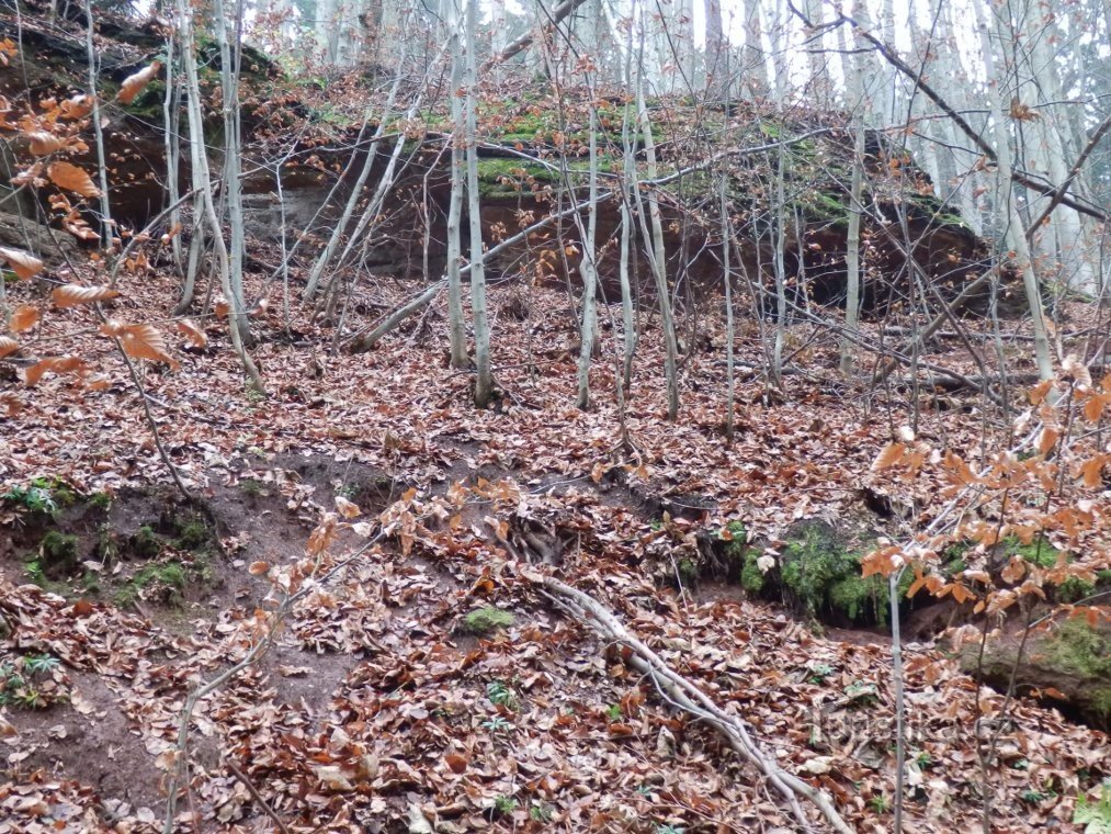 A subida para as cavernas é íngreme