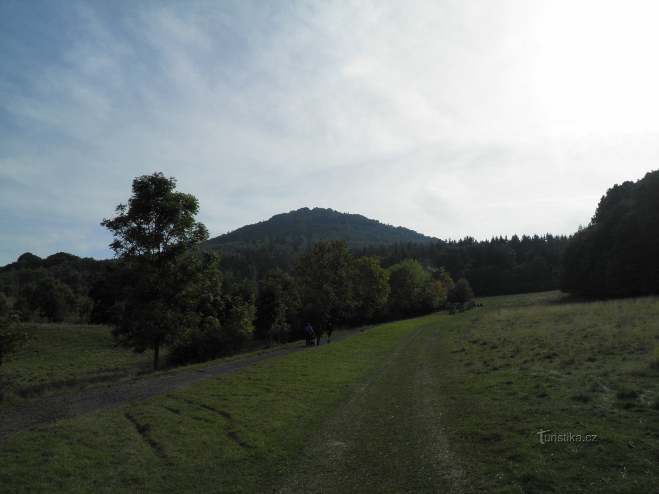 Aufstieg nach Milešovka.