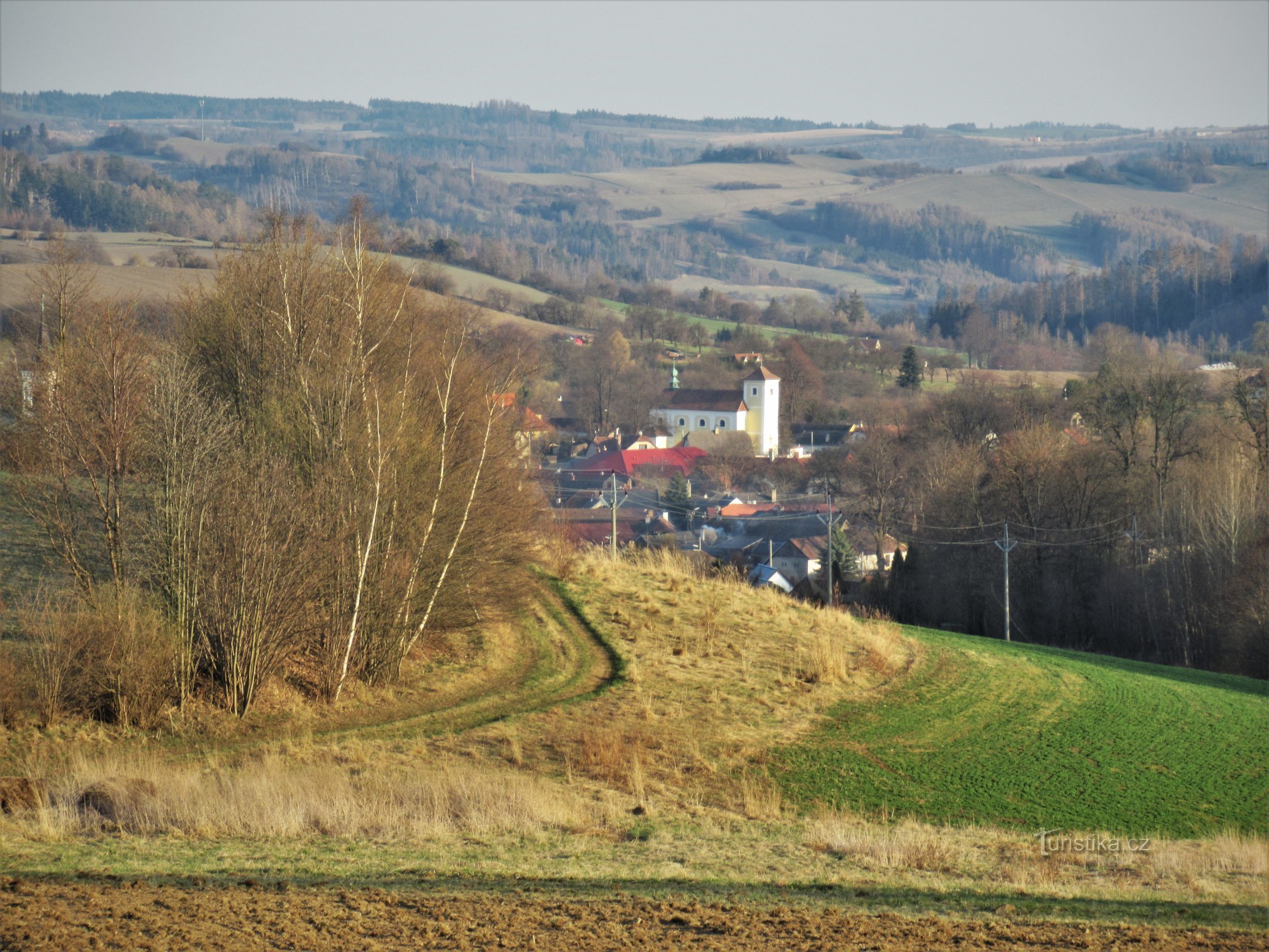 On the way out from Rovečný