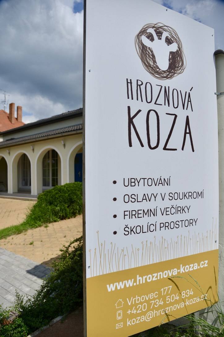 vývěsní štít Hroznová koza