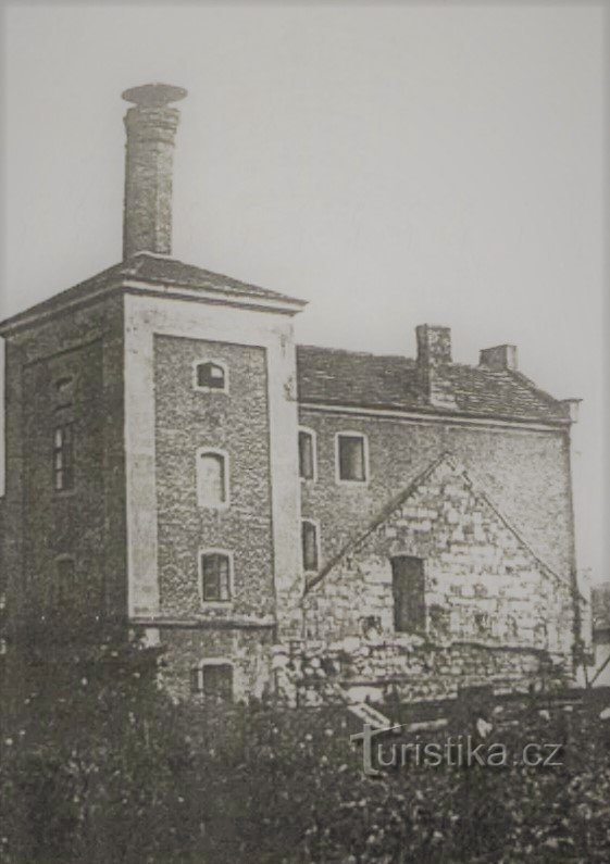 Vzhled pivovaru v Lázních Bělohradě někdy počátkem 20. století