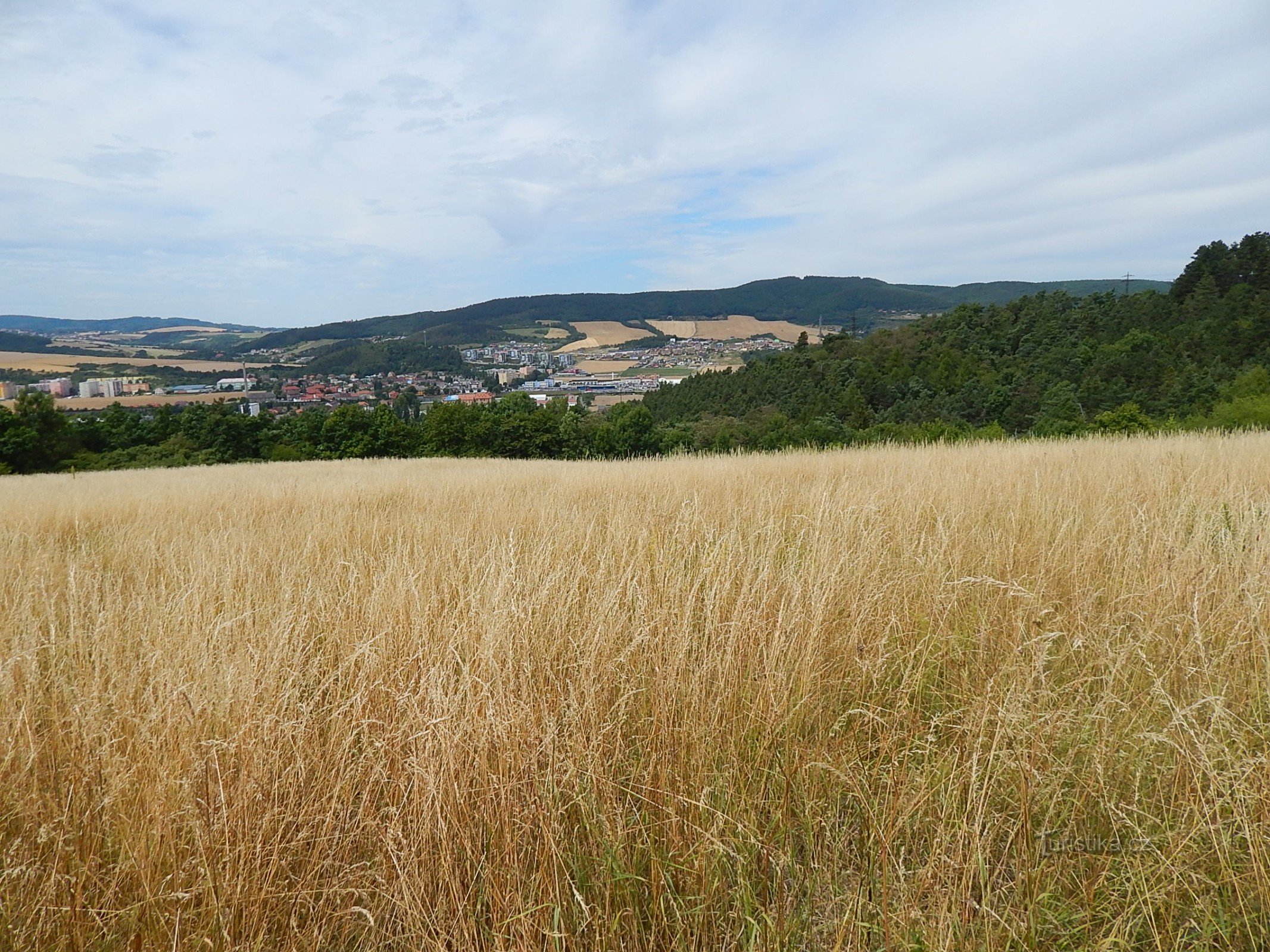 Desde Beroun, camina hasta las cuevas de Koněpruské