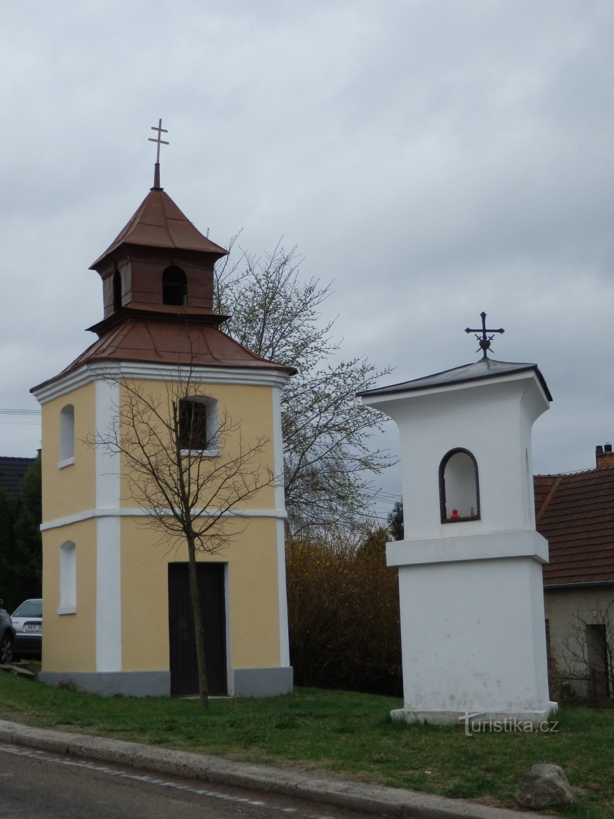 De Blansko via Býčí skála à Křtin