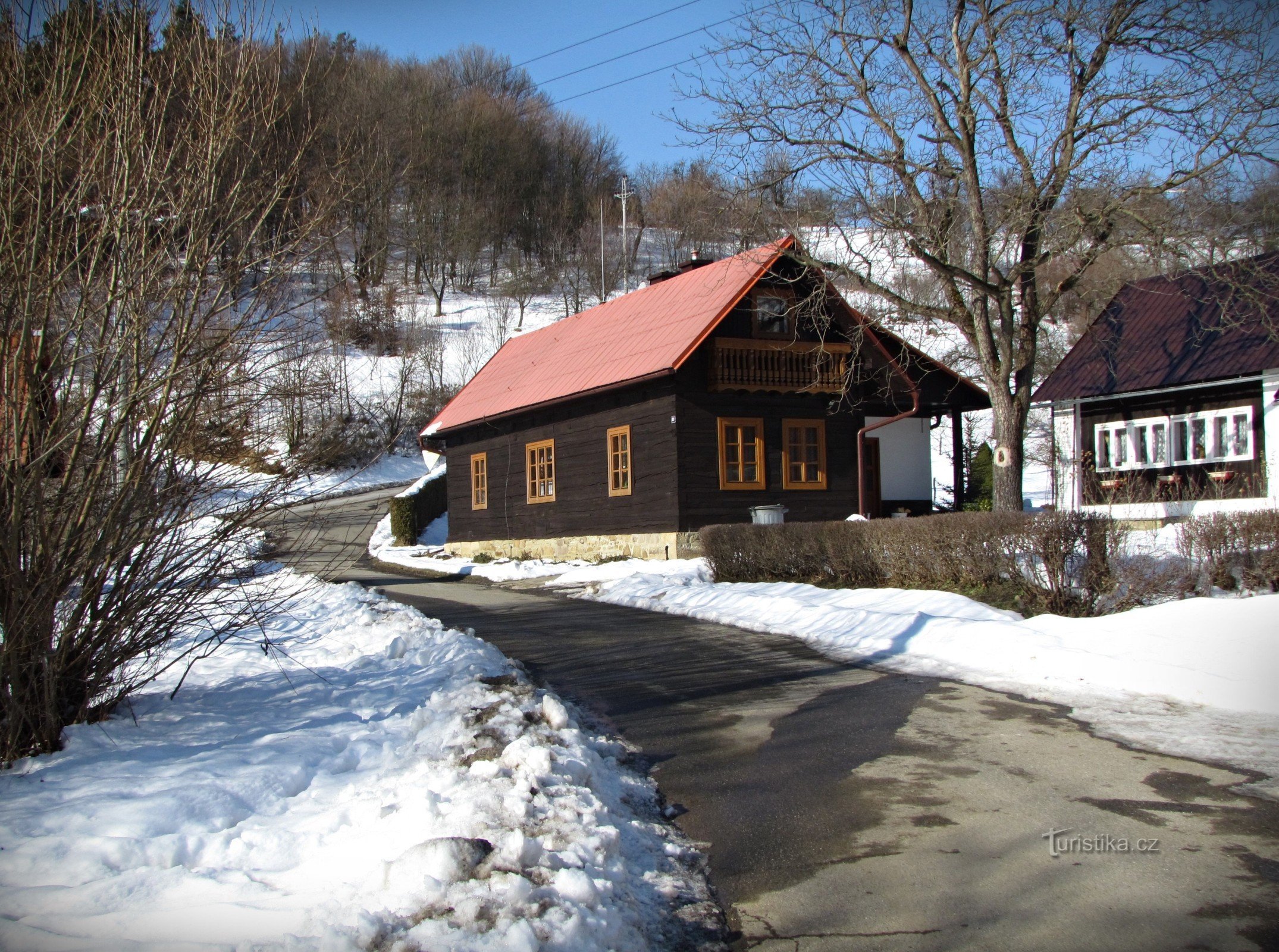 From Bratřejov through the village of Ublo to Lutonina