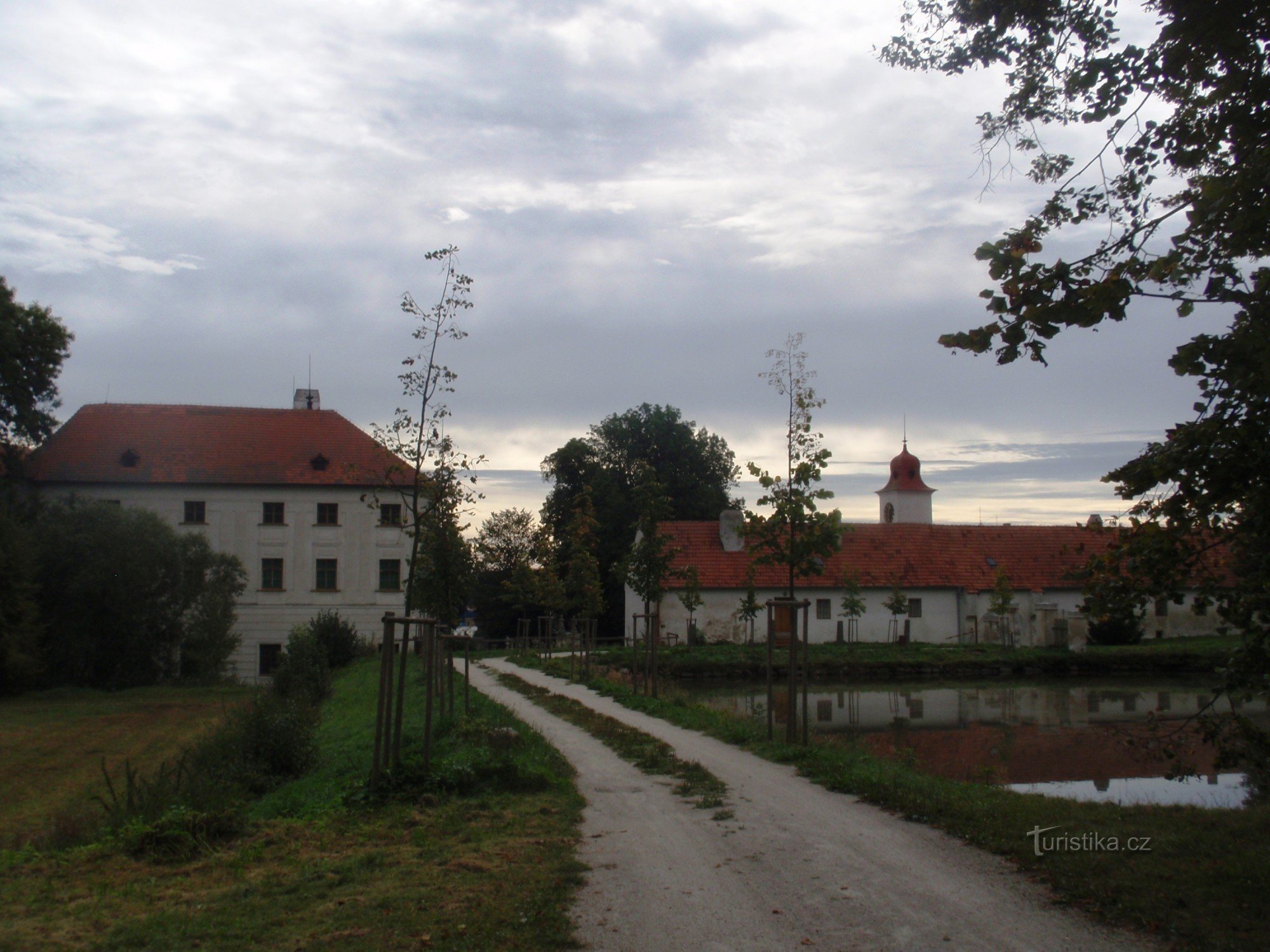 De Budišov a Velké Meziříčí