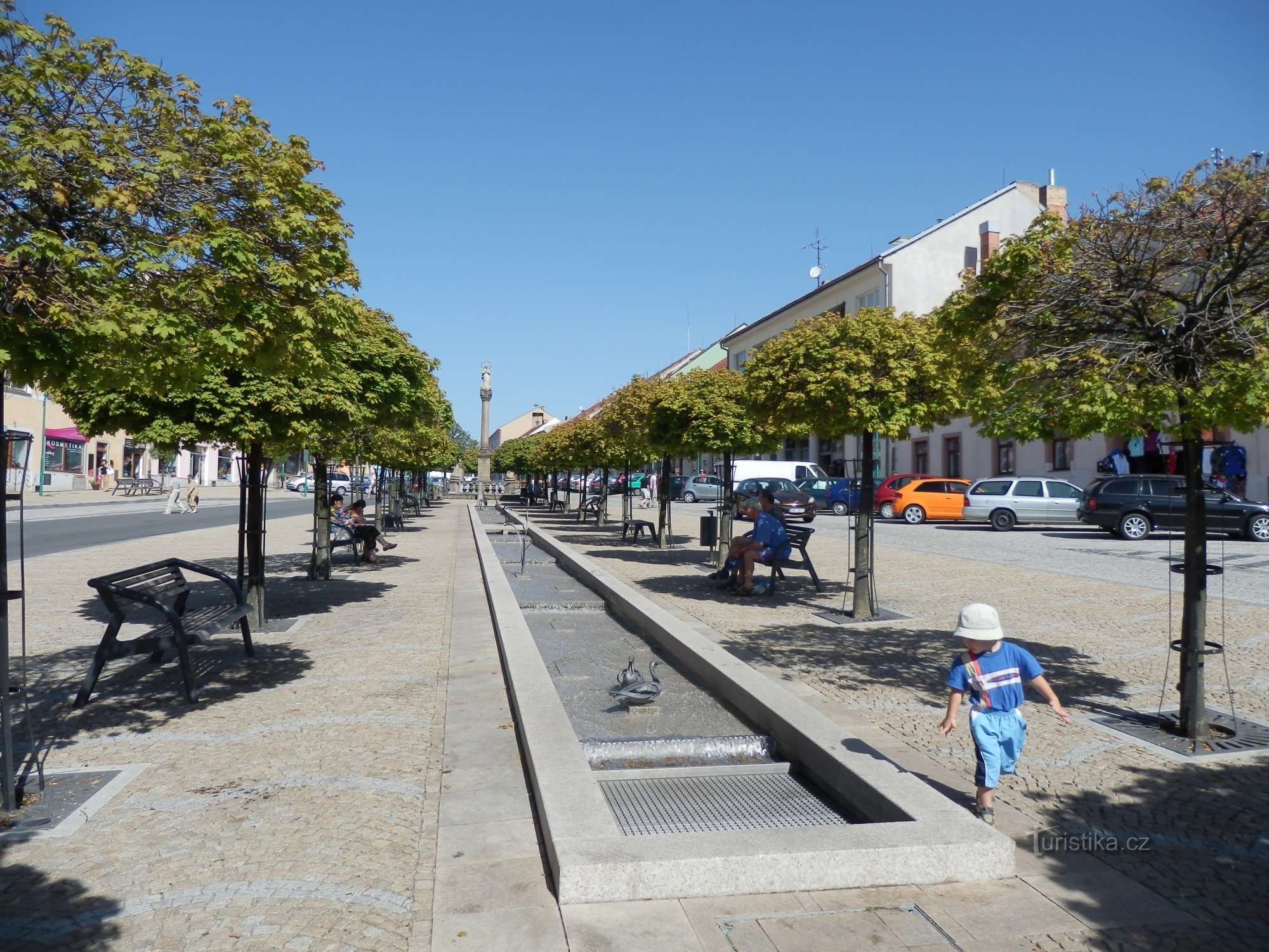 Bystřice nad Pernštejnemistä Nedvědiceen