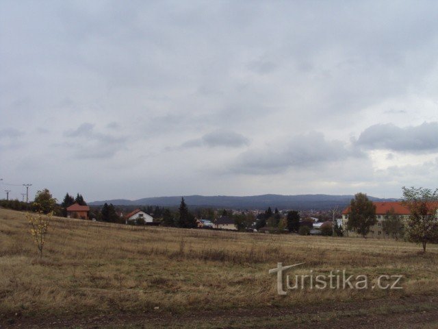 Z Dobříša do Mníška lub z zamku na zamek