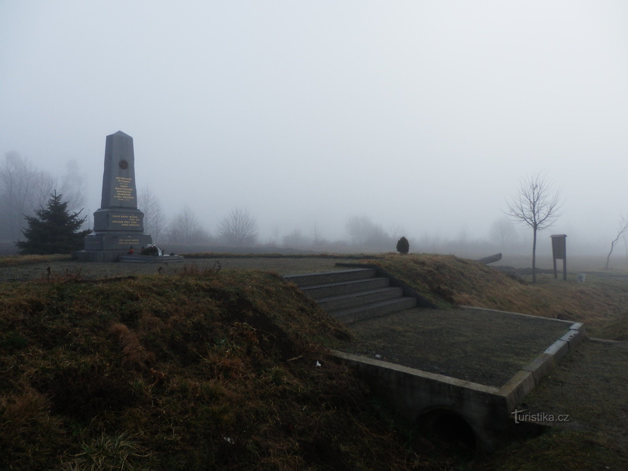 De Holubice à Rousín, ou du brouillard au soleil