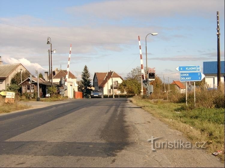 Z jihu: obec z jižní strany