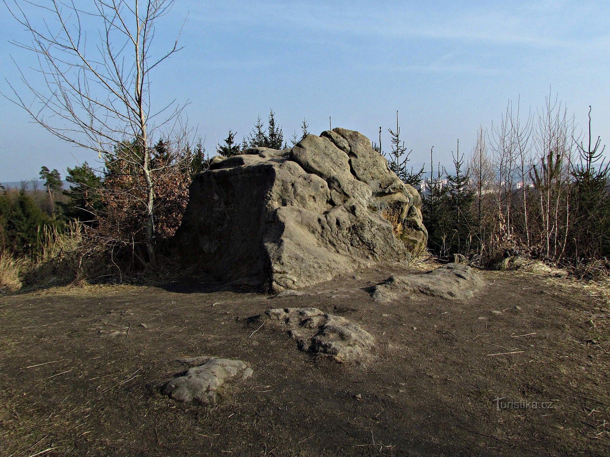 Z Kocandy přes Uriášův kámen do Zlína