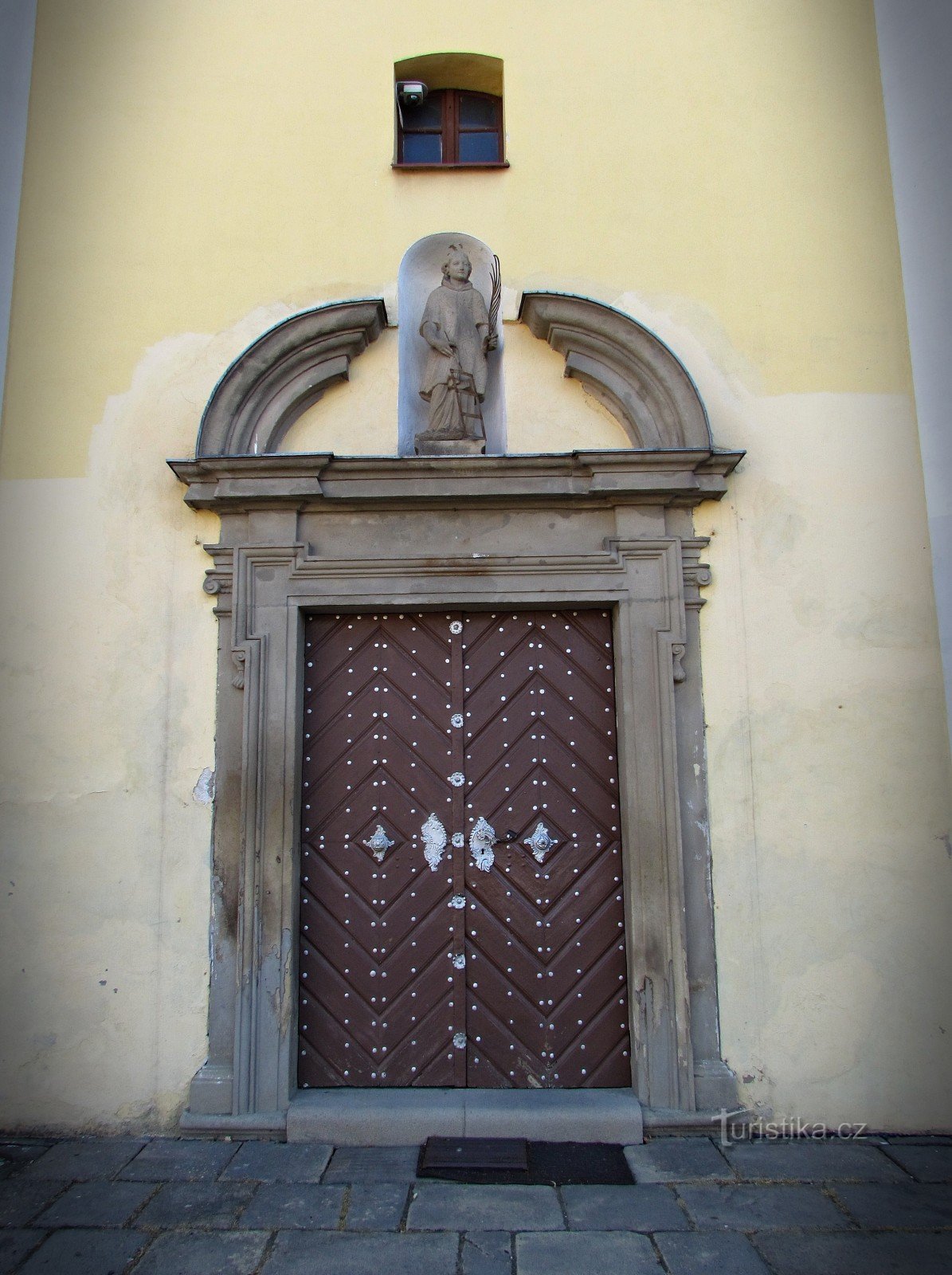 De Koryčany via Chřiby para Medlovice