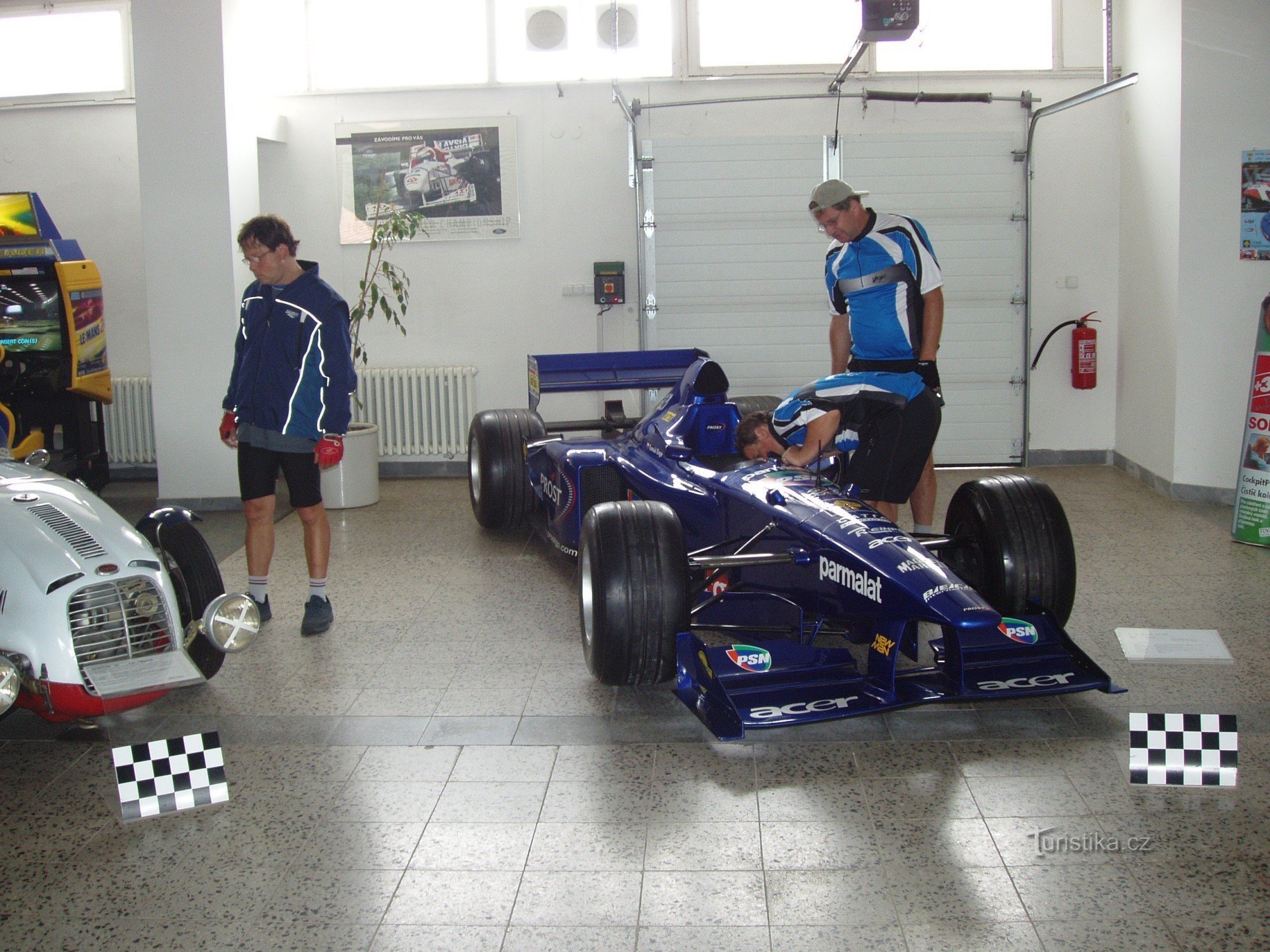 De Křivoklát a Lán para un recorrido por el Museo de Autos Deportivos