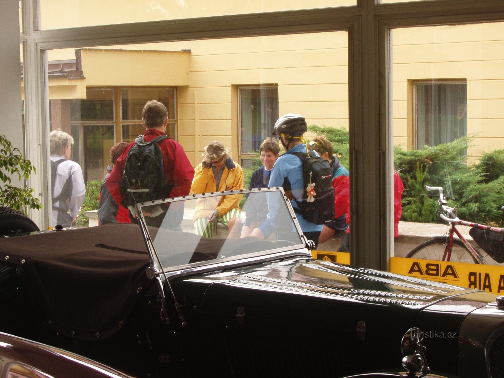 De Křivoklát a Lán para uma visita ao Museu do Carro Esportivo