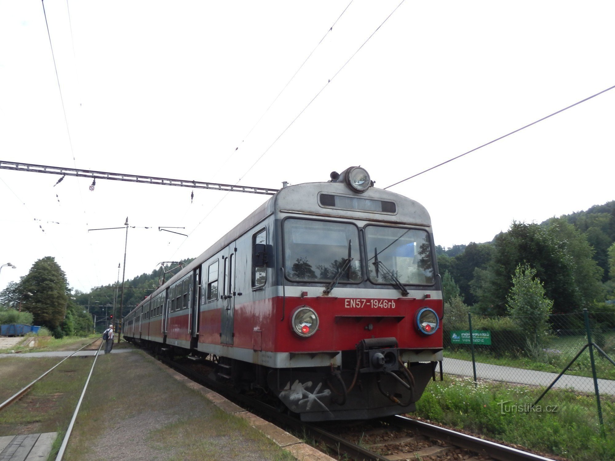 从 Lanšperk 经 Horák 教堂到 Česká Třebová