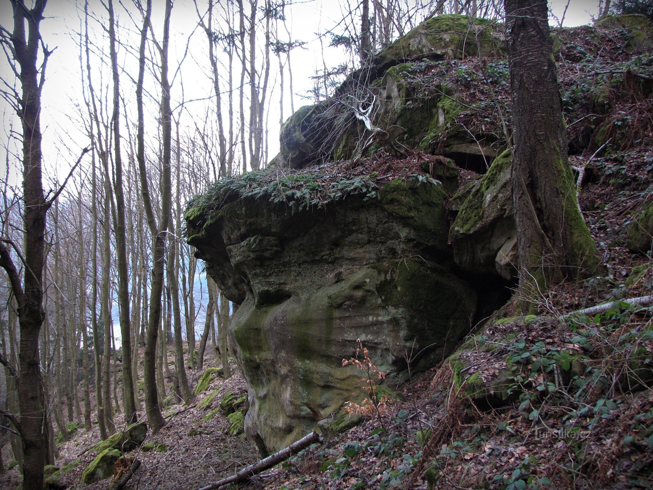 Von Lidečko durch Berge und Bergwerke nach Valašskosenicko